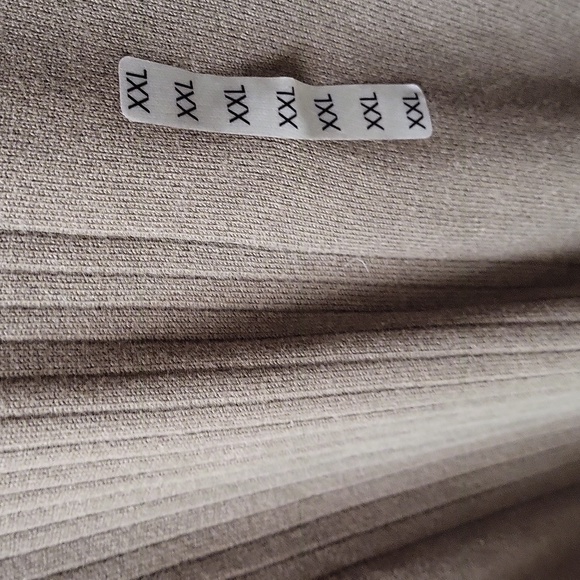 Roundtree & Yorke, XXL, Dark Olive - Picture 4 of 5